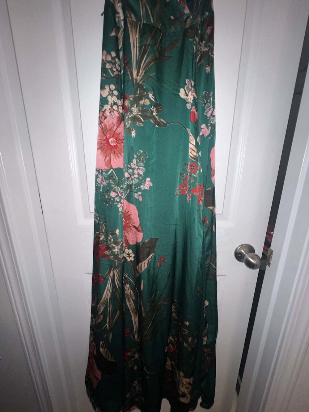 Lulus - Picture 7 of 11